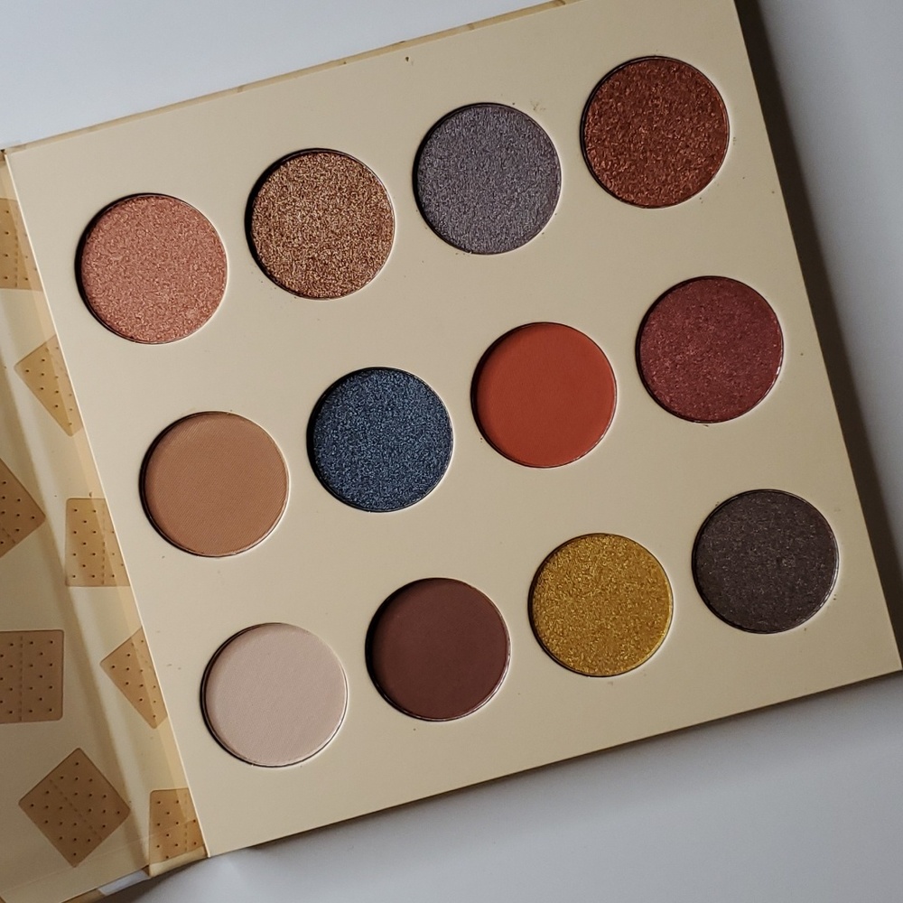 Brand New!!! Bright and Bold eyeshadow palette